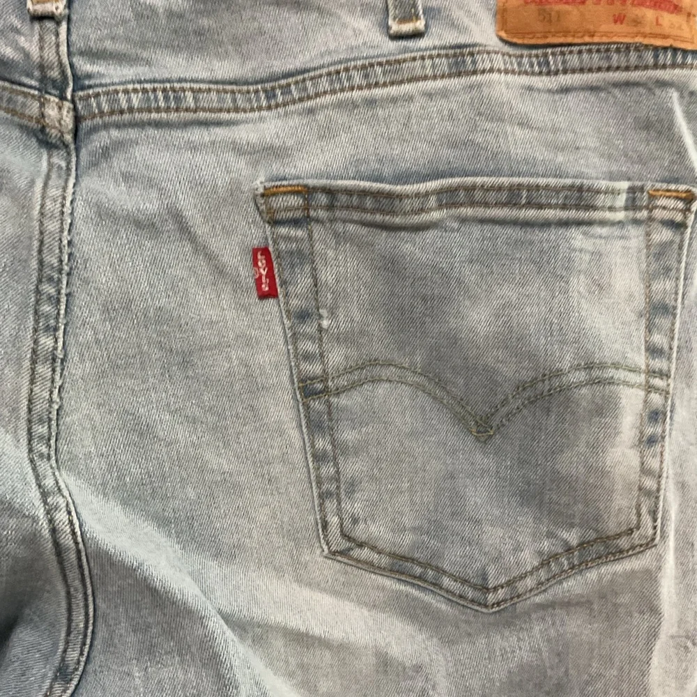 Levis modern slim